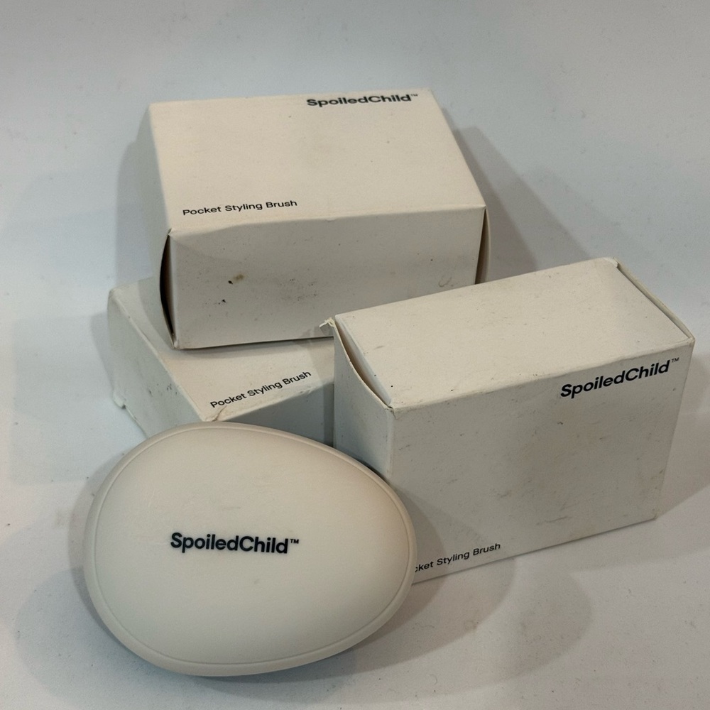 SpoiledChild Pocket Styling Brush